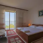 Bela 2* Crikvenica